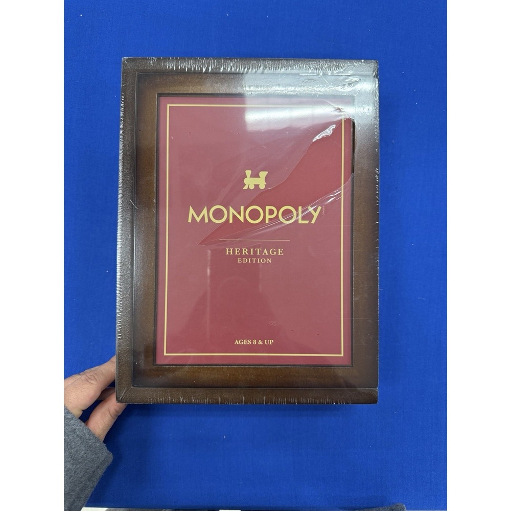 WS Game Co. Monopoly Heritage Edition Board Game in Wooden Storage Box -NEW & FS - Picture 2 of 6